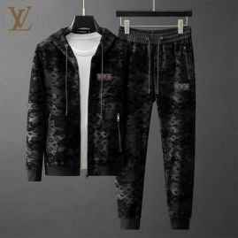 Picture of LV SweatSuits _SKULVM-3XLkdtn3729257